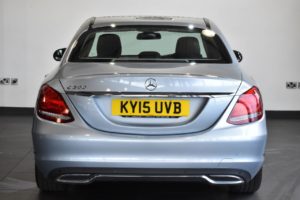 Used_2015_SILVER_MERCEDES-BENZ_C-CLASS_2