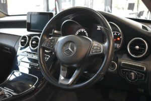 Used_2015_SILVER_MERCEDES-BENZ_C-CLASS_2