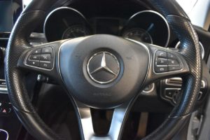 Used_2015_SILVER_MERCEDES-BENZ_C-CLASS_2