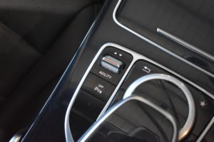 Used_2015_SILVER_MERCEDES-BENZ_C-CLASS_2