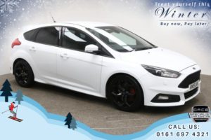 Used 2015 WHITE FORD FOCUS Hatchback 2.0 ST-3 5d 247 BHP (reg. 2015-03-20) for sale in Bury