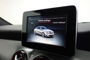 Used_2015_WHITE_MERCEDES-BENZ_CLA_2