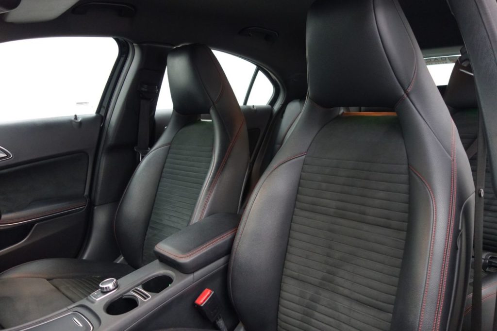Used_2016_BLACK_MERCEDES-BENZ_A-CLASS_1