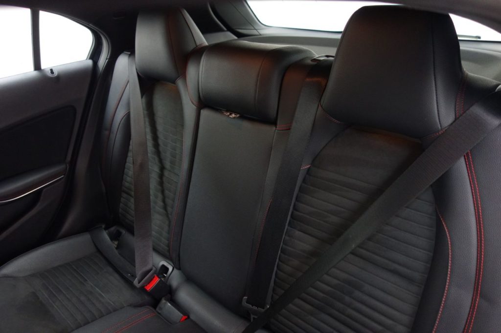 Used_2016_BLACK_MERCEDES-BENZ_A-CLASS_1