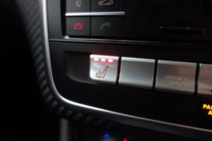 Used_2016_BLACK_MERCEDES-BENZ_A-CLASS_1