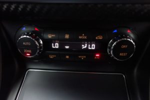 Used_2016_BLACK_MERCEDES-BENZ_A-CLASS_1