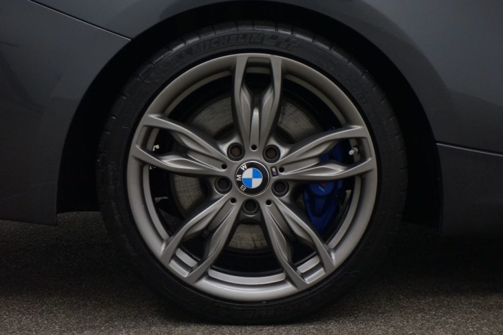 Used_2016_GREY_BMW_M240I_3