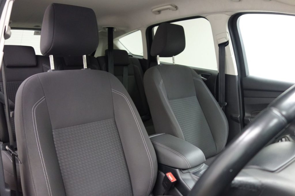 Used_2016_GREY_FORD_C-MAX_1