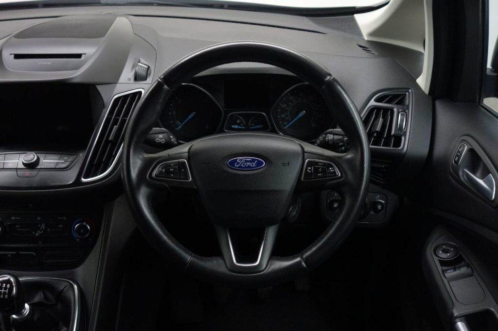 Used_2016_GREY_FORD_C-MAX_1
