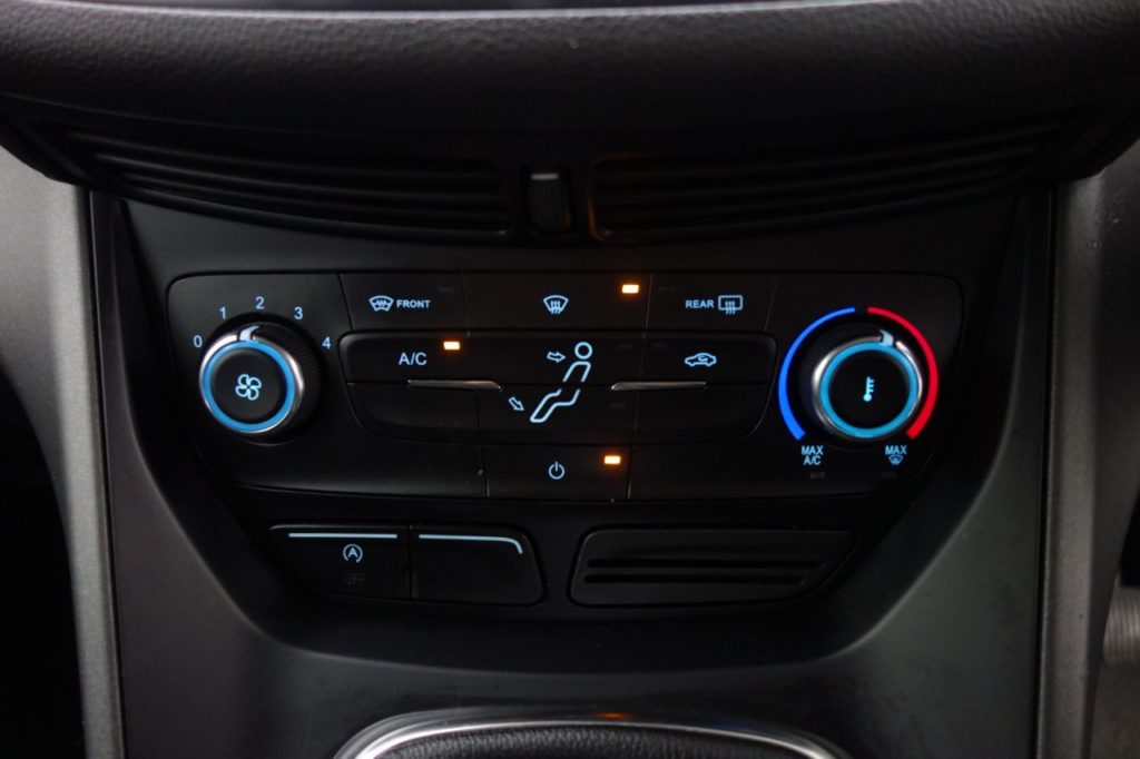 Used_2016_GREY_FORD_C-MAX_1