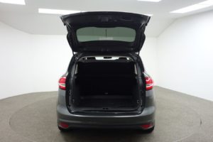 Used_2016_GREY_FORD_C-MAX_1