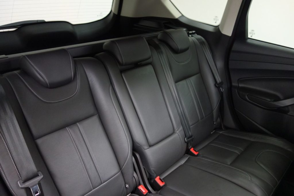 Used_2016_RED_FORD_KUGA_2