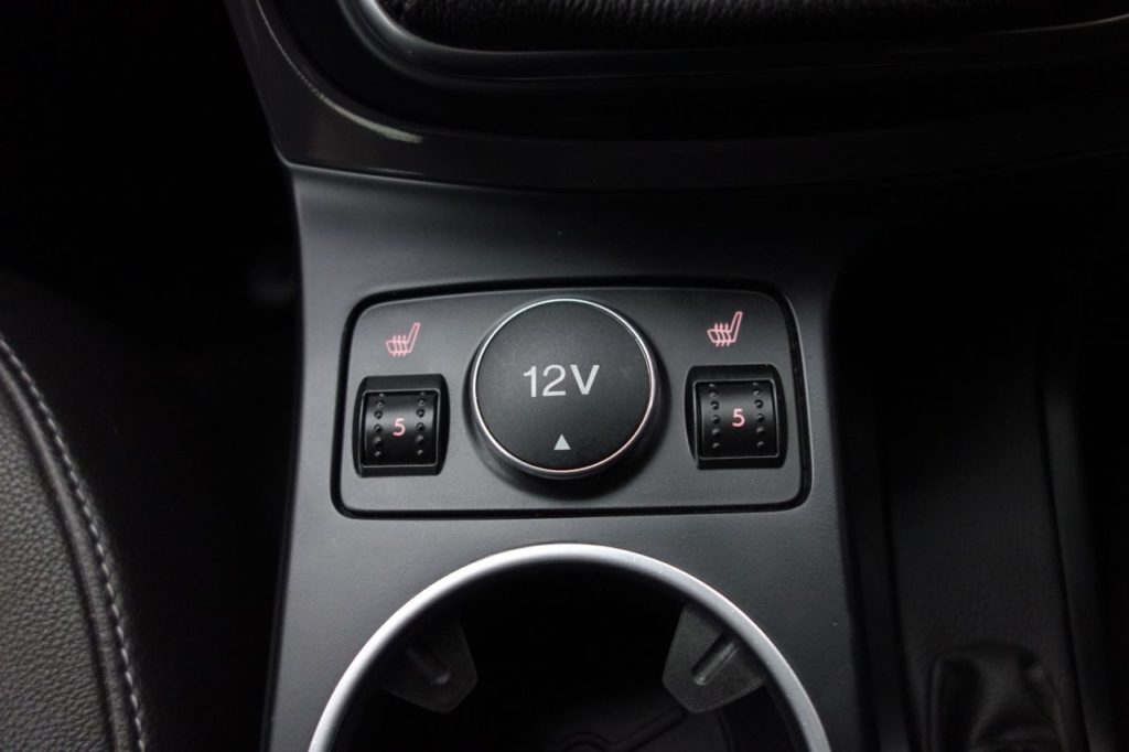 Used_2016_RED_FORD_KUGA_2