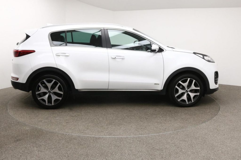 Used_2016_WHITE_KIA_SPORTAGE_2