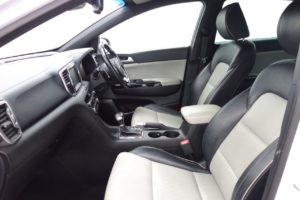 Used_2016_WHITE_KIA_SPORTAGE_2