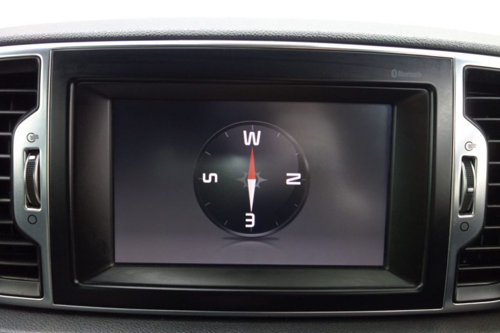 Used_2016_WHITE_KIA_SPORTAGE_2