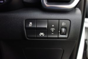 Used_2016_WHITE_KIA_SPORTAGE_2