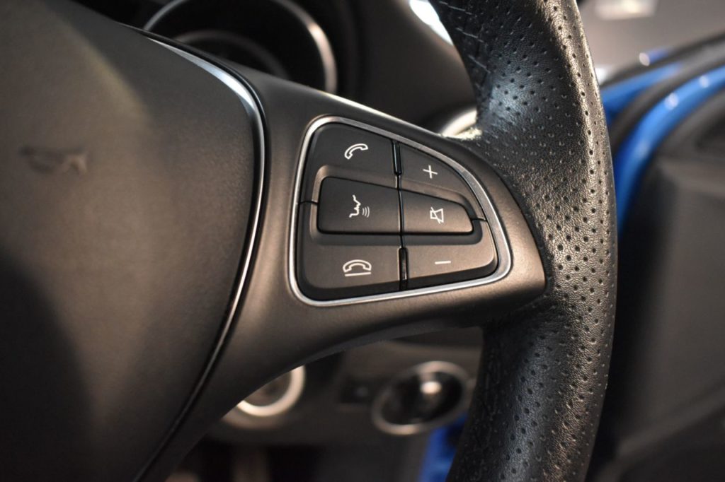 Used_2017_BLUE_MERCEDES-BENZ_A-CLASS_1