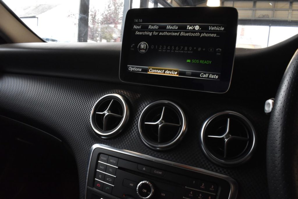 Used_2017_BLUE_MERCEDES-BENZ_A-CLASS_1