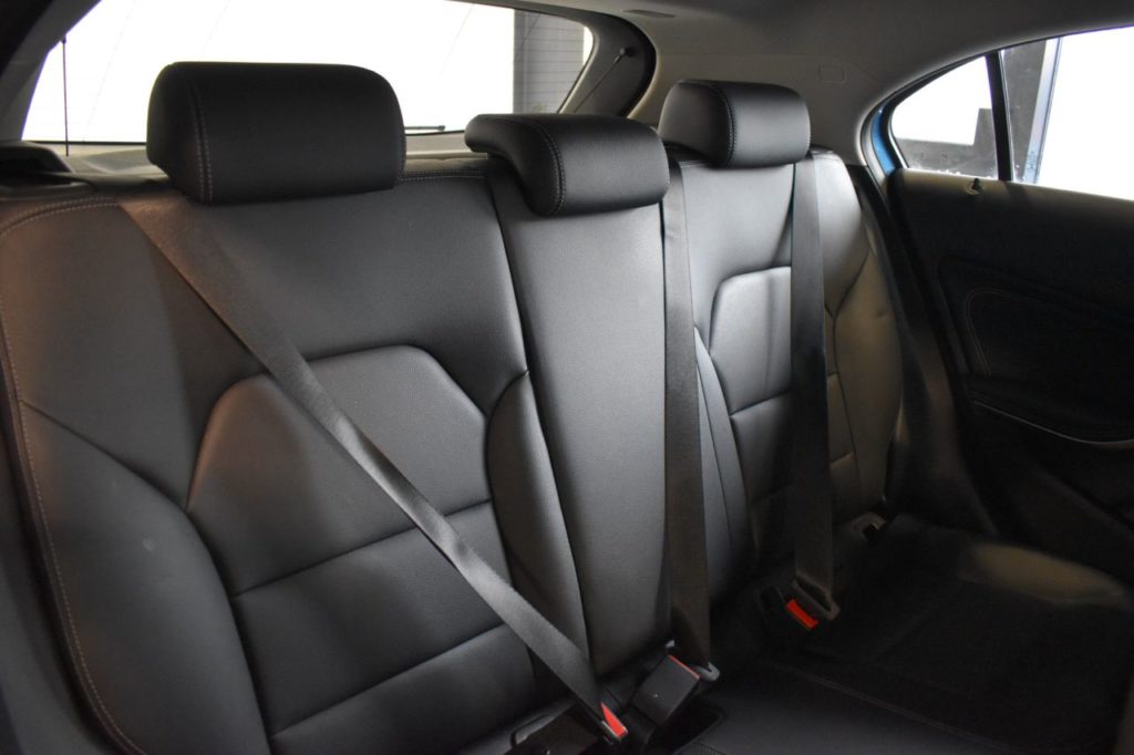 Used_2017_BLUE_MERCEDES-BENZ_A-CLASS_1