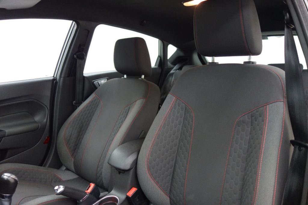 Used_2017_GREY_FORD_FIESTA_1