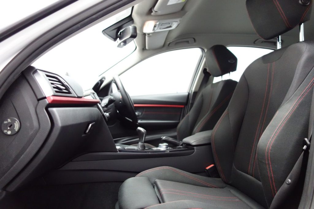 Used_2017_WHITE_BMW_3-SERIES_2