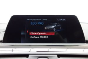 Used_2017_WHITE_BMW_3-SERIES_2