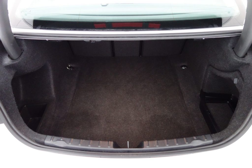 Used_2017_WHITE_BMW_3-SERIES_2