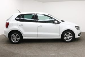 Used_2017_WHITE_VOLKSWAGEN_POLO_1