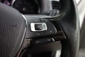 Used_2017_WHITE_VOLKSWAGEN_POLO_1