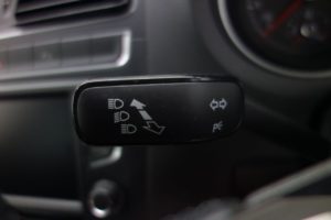 Used_2017_WHITE_VOLKSWAGEN_POLO_1