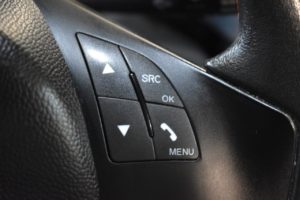 Used_2013_WHITE_ALFA-ROMEO_GIULIETTA_2