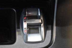 Used_2013_WHITE_ALFA-ROMEO_GIULIETTA_2