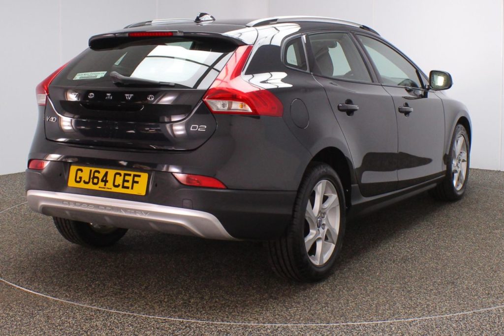Used_2014_BLACK_VOLVO_V40_1