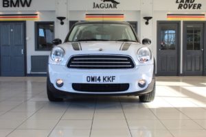 Used_2014_WHITE_MINI_COUNTRYMAN_1