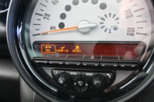 Used_2014_WHITE_MINI_COUNTRYMAN_1