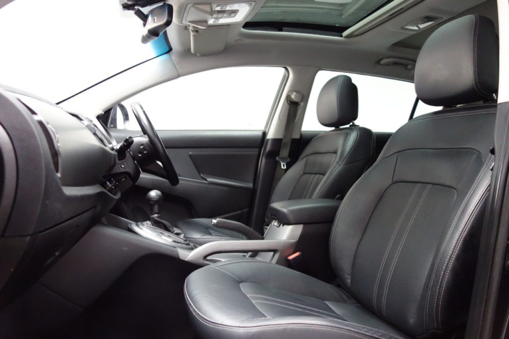 Used_2015_BLACK_KIA_SPORTAGE_2