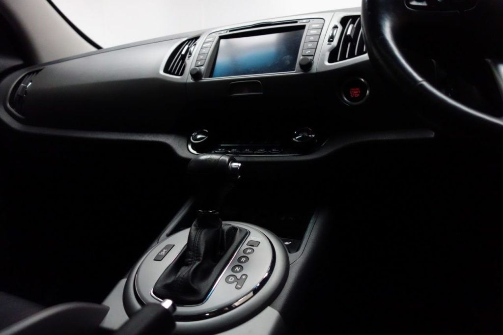 Used_2015_BLACK_KIA_SPORTAGE_2