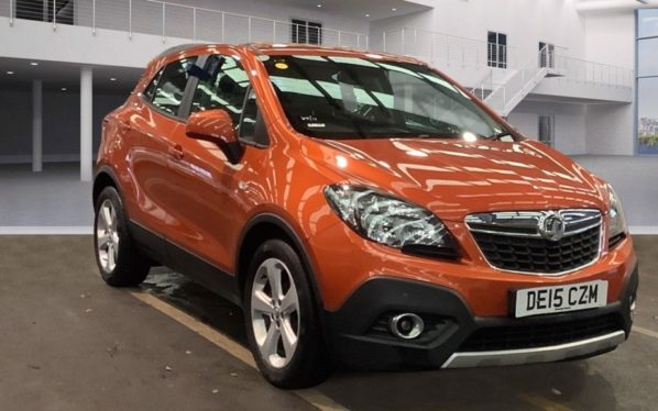 Used 2015 ORANGE VAUXHALL MOKKA Hatchback 1.6 EXCLUSIV S/S 5d 114 BHP (reg. 2015-03-30) for sale in Chadderton