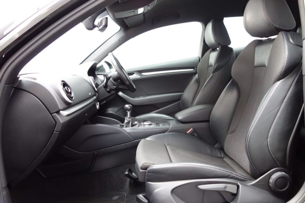 Used_2016_BLACK_AUDI_A3_1