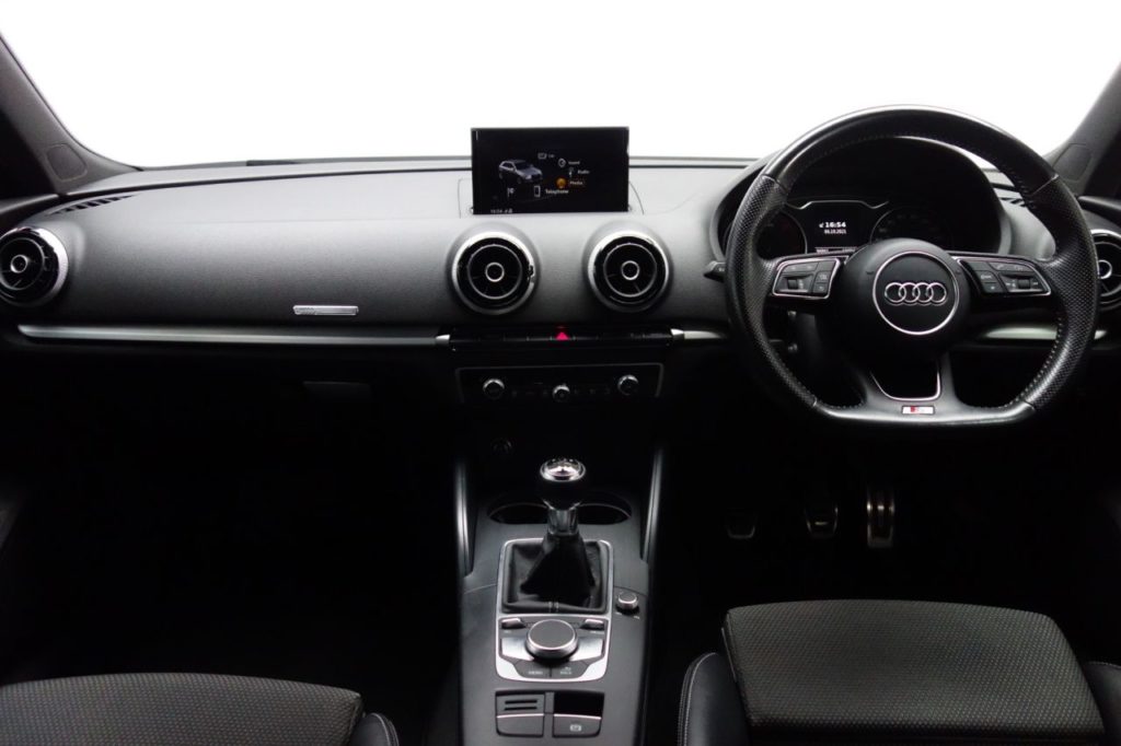 Used_2016_BLACK_AUDI_A3_1