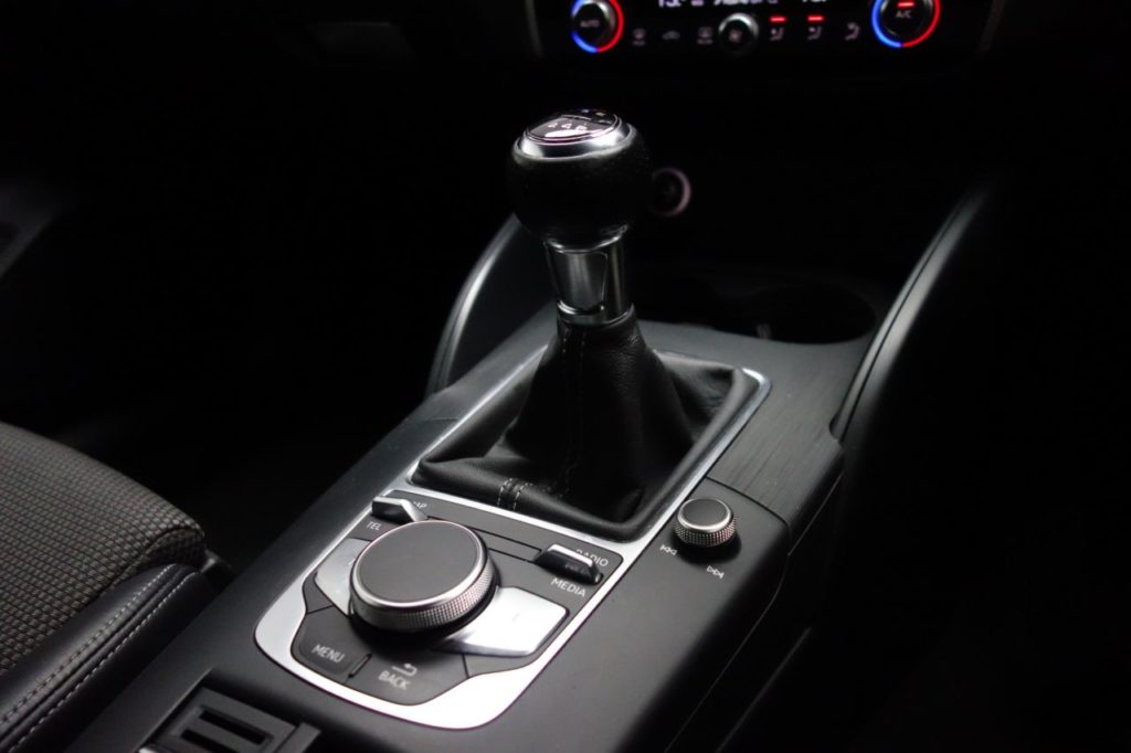 Used_2016_BLACK_AUDI_A3_1
