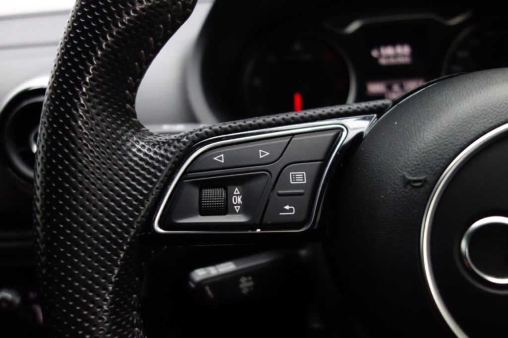 Used_2016_BLACK_AUDI_A3_1