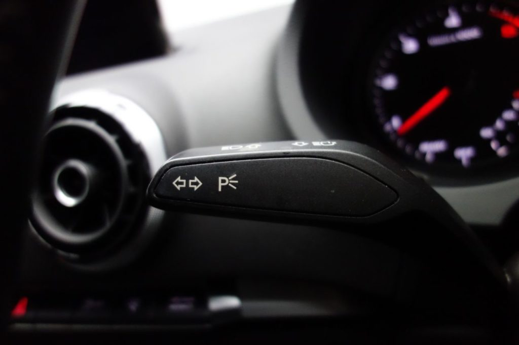 Used_2016_BLACK_AUDI_A3_1