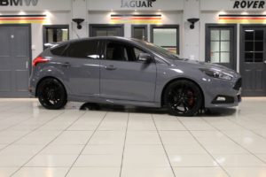 Used 2016 GREY FORD FOCUS Hatchback 2.0 ST-3 TDCI 5d 183 BHP (reg. 2016-10-31) for sale in Cheadle