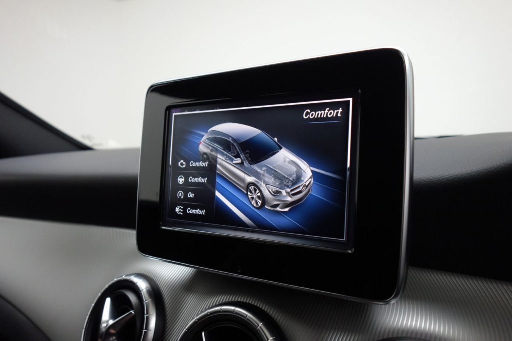 Used_2016_GREY_MERCEDES-BENZ_CLA_2