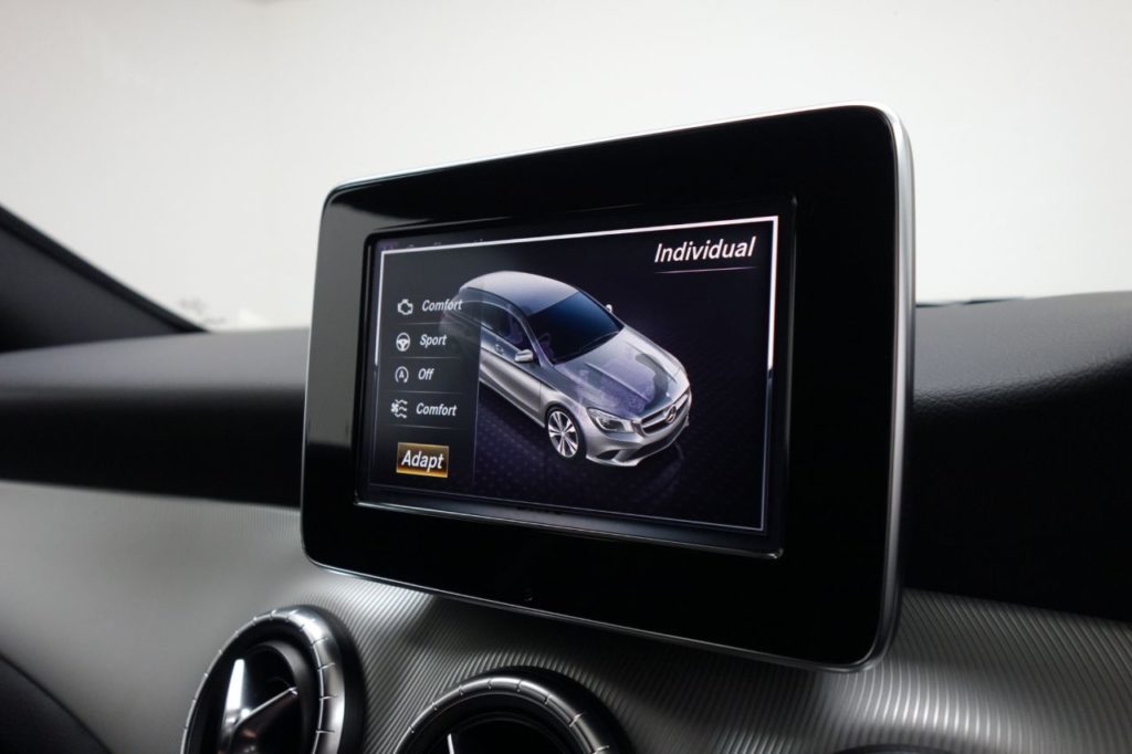 Used_2016_GREY_MERCEDES-BENZ_CLA_2