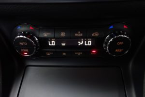 Used_2016_GREY_MERCEDES-BENZ_CLA_2