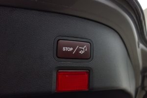 Used_2016_GREY_MERCEDES-BENZ_CLA_2