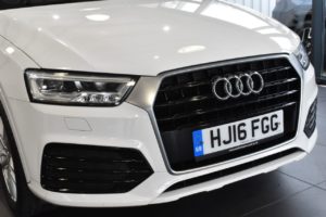 Used_2016_WHITE_AUDI_Q3_1